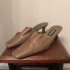 Vintage Vaneli Gold Metallic Leather Kitten Heel Mules